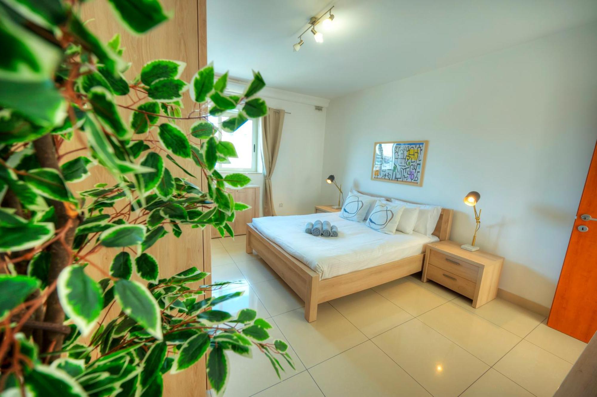 Apartment Bright & Spacious 3 Bedroom, Shared Garden Jell1-1 Gzira